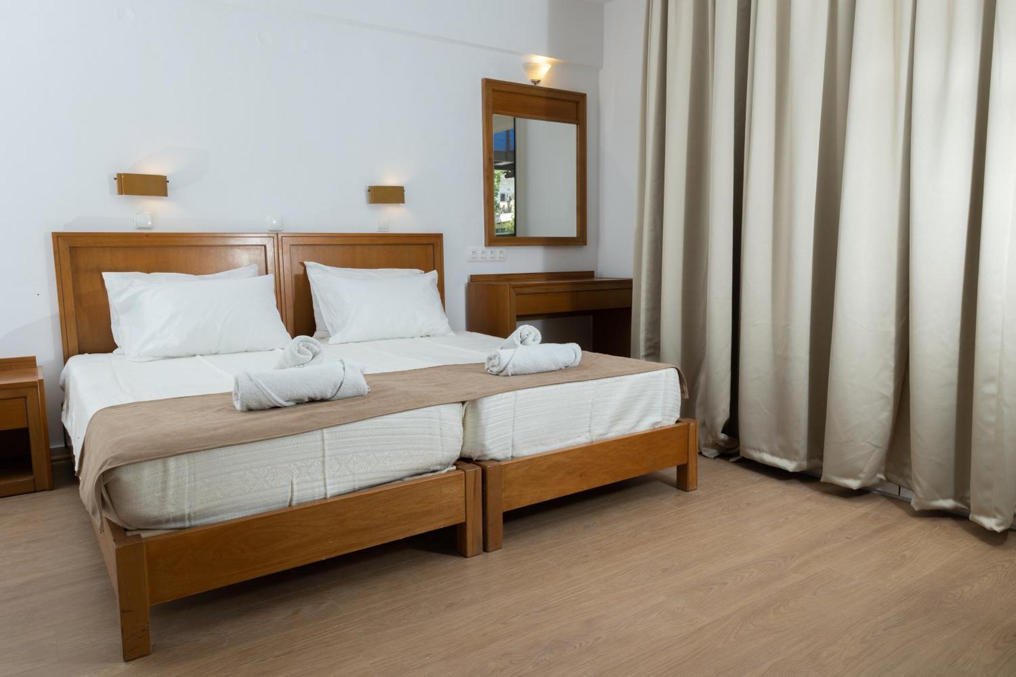 Santa Marina Unique Hotel Ájosz Nikólaosz Szoba fotó